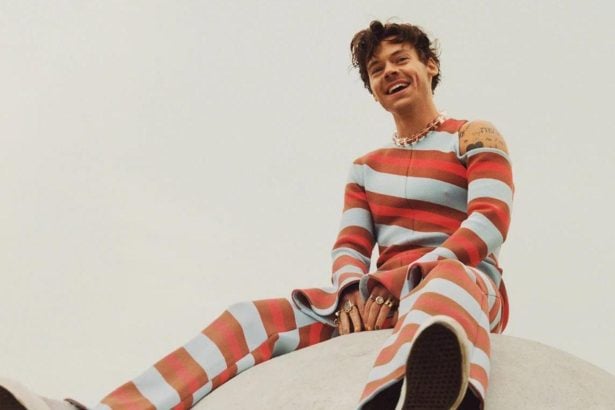 Harry Styles breaks Taylor Swift's Records