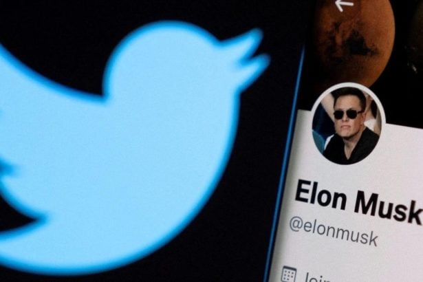 Elon Musk Threatens to Move from Twitter Deal