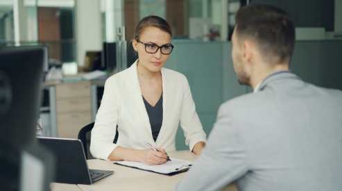 How Pre- Employment screening services Reduce Risk in Remote Hiring