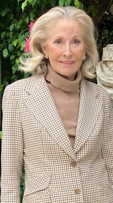 Mia Martin and the Standards That Define a Serious Literary Career in Palm Beach